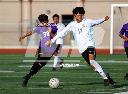 Thumbnail 2 in Salesian vs. Lynwood (CIF SS D3 Playoffs) photogallery.