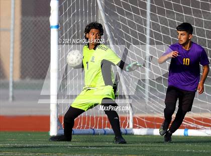 Thumbnail 2 in Salesian vs. Lynwood (CIF SS D3 Playoffs) photogallery.