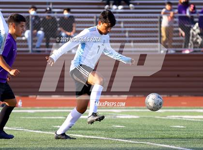 Thumbnail 3 in Salesian vs. Lynwood (CIF SS D3 Playoffs) photogallery.