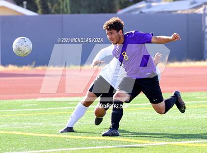 Thumbnail 1 in Salesian vs. Lynwood (CIF SS D3 Playoffs) photogallery.