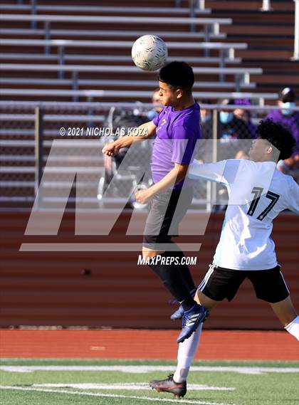 Thumbnail 3 in Salesian vs. Lynwood (CIF SS D3 Playoffs) photogallery.