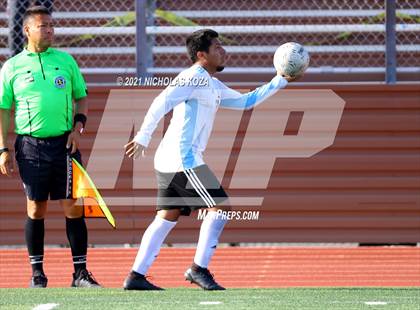 Thumbnail 1 in Salesian vs. Lynwood (CIF SS D3 Playoffs) photogallery.