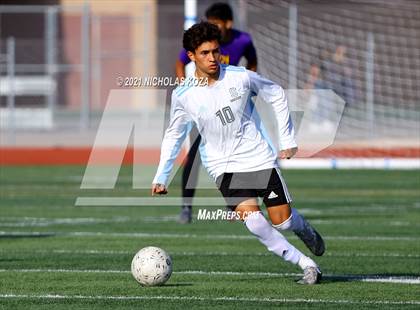 Thumbnail 2 in Salesian vs. Lynwood (CIF SS D3 Playoffs) photogallery.