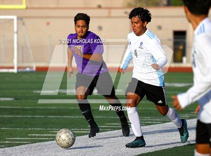 Thumbnail 3 in Salesian vs. Lynwood (CIF SS D3 Playoffs) photogallery.