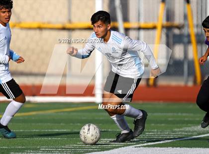 Thumbnail 2 in Salesian vs. Lynwood (CIF SS D3 Playoffs) photogallery.