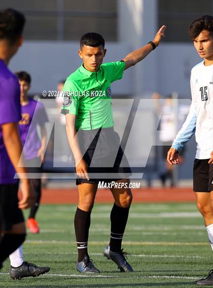 Thumbnail 1 in Salesian vs. Lynwood (CIF SS D3 Playoffs) photogallery.