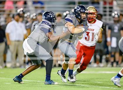 Thumbnail 1 in College Park vs Caney Creek photogallery.