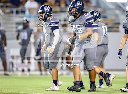 Thumbnail 1 in College Park vs Caney Creek photogallery.