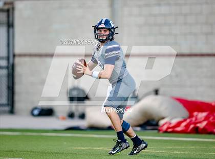 Thumbnail 1 in College Park vs Caney Creek photogallery.