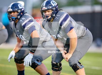 Thumbnail 3 in College Park vs Caney Creek photogallery.