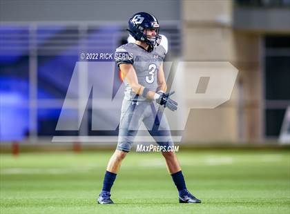 Thumbnail 1 in College Park vs Caney Creek photogallery.