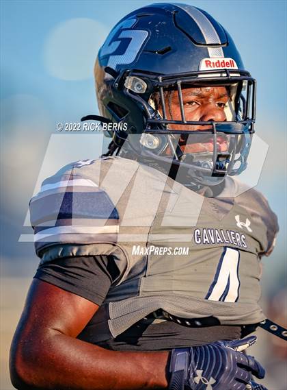 Thumbnail 1 in College Park vs Caney Creek photogallery.