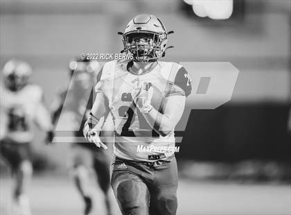 Thumbnail 3 in College Park vs Caney Creek photogallery.