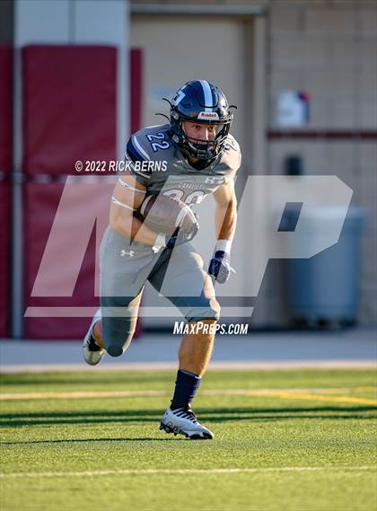Thumbnail 1 in College Park vs Caney Creek photogallery.