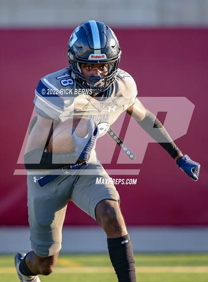Thumbnail 3 in College Park vs Caney Creek photogallery.