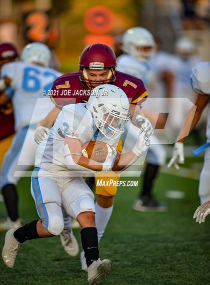 Thumbnail 2 in Mica Mountain vs Salpointe photogallery.