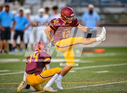Thumbnail 3 in Mica Mountain vs Salpointe photogallery.