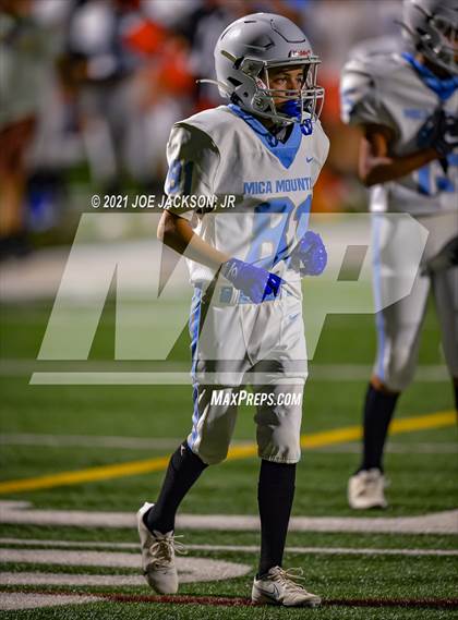 Thumbnail 3 in Mica Mountain vs Salpointe photogallery.