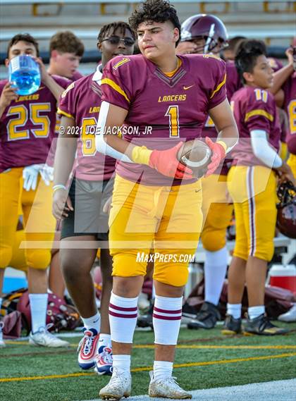 Thumbnail 3 in Mica Mountain vs Salpointe photogallery.