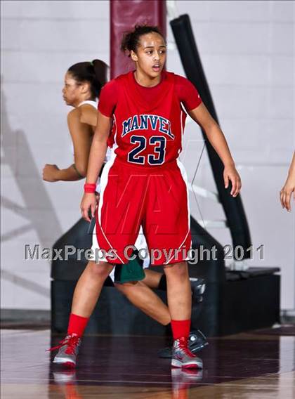 Thumbnail 3 in Manvel vs. Huntsville (4A Region III Semifinal) photogallery.