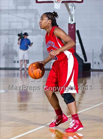 Thumbnail 1 in Manvel vs. Huntsville (4A Region III Semifinal) photogallery.