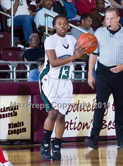 Thumbnail 3 in Manvel vs. Huntsville (4A Region III Semifinal) photogallery.