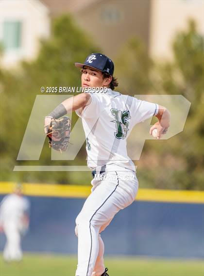 Thumbnail 1 in Castle View vs. Pine Creek (CHSAA 5A Region 7) photogallery.