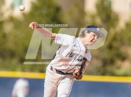 Thumbnail 3 in Castle View vs. Pine Creek (CHSAA 5A Region 7) photogallery.