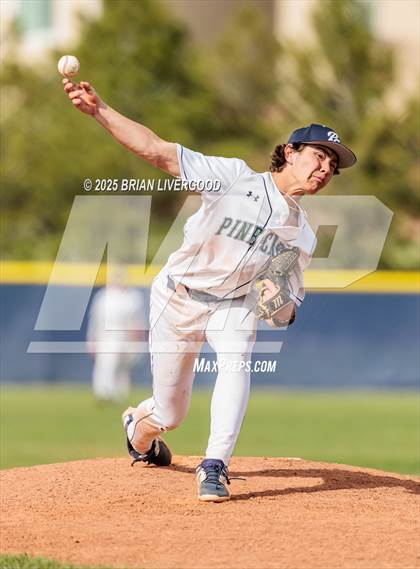 Thumbnail 2 in Castle View vs. Pine Creek (CHSAA 5A Region 7) photogallery.
