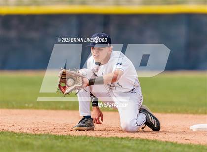 Thumbnail 2 in Castle View vs. Pine Creek (CHSAA 5A Region 7) photogallery.