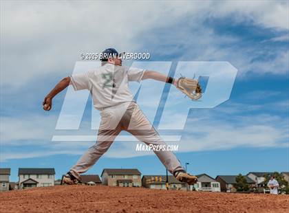Thumbnail 3 in Castle View vs. Pine Creek (CHSAA 5A Region 7) photogallery.
