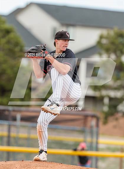 Thumbnail 2 in Castle View vs. Pine Creek (CHSAA 5A Region 7) photogallery.