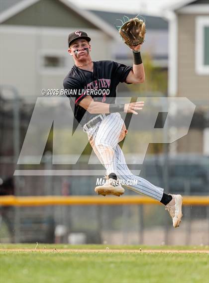 Thumbnail 2 in Castle View vs. Pine Creek (CHSAA 5A Region 7) photogallery.
