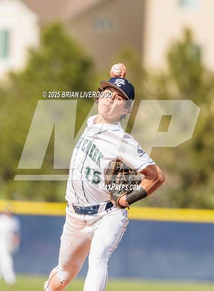Thumbnail 2 in Castle View vs. Pine Creek (CHSAA 5A Region 7) photogallery.