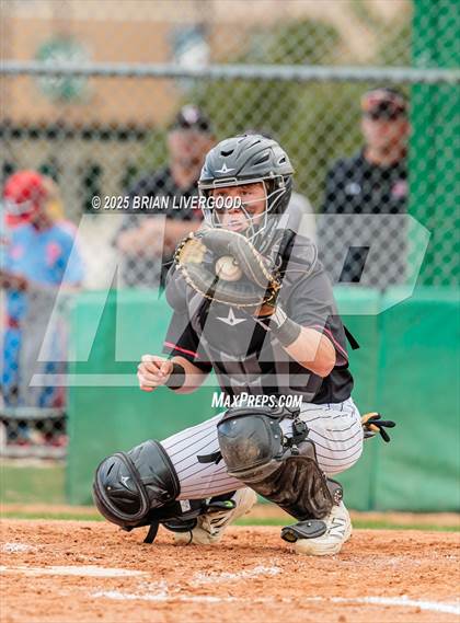 Thumbnail 1 in Castle View vs. Pine Creek (CHSAA 5A Region 7) photogallery.