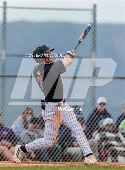 Thumbnail 1 in Castle View vs. Pine Creek (CHSAA 5A Region 7) photogallery.