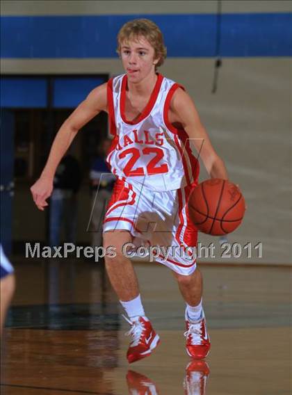Thumbnail 2 in Anderson County vs Halls (Kroger Thanksgiving Classic) photogallery.