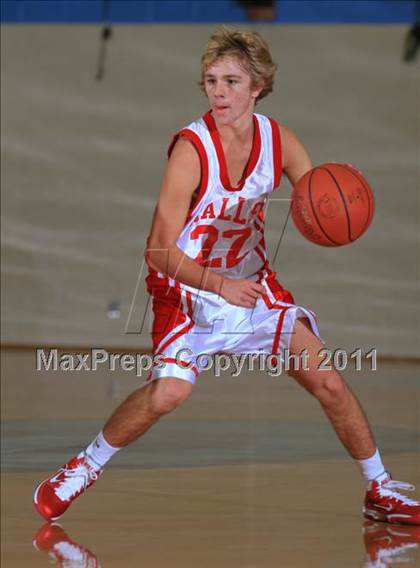 Thumbnail 1 in Anderson County vs Halls (Kroger Thanksgiving Classic) photogallery.