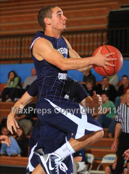 Thumbnail 1 in Anderson County vs Halls (Kroger Thanksgiving Classic) photogallery.