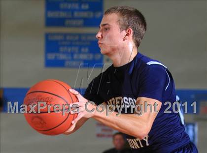 Thumbnail 1 in Anderson County vs Halls (Kroger Thanksgiving Classic) photogallery.