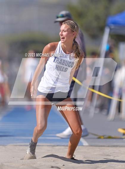 Thumbnail 2 in South Coast League Finals photogallery.