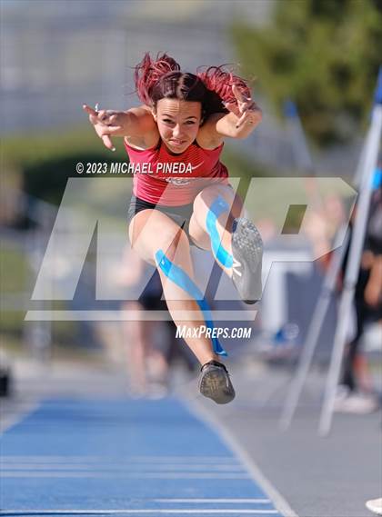 Thumbnail 2 in South Coast League Finals photogallery.