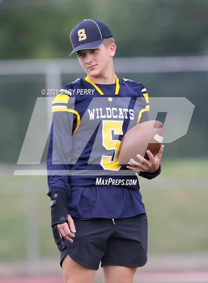 Thumbnail 2 in Laurel @ Shenango photogallery.