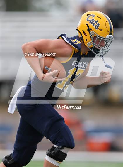 Thumbnail 2 in Laurel @ Shenango photogallery.