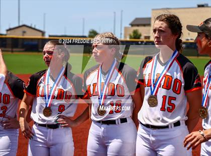 Thumbnail 3 in Aledo vs. Harlingen South (UIL 5A Softball Semifinal) photogallery.