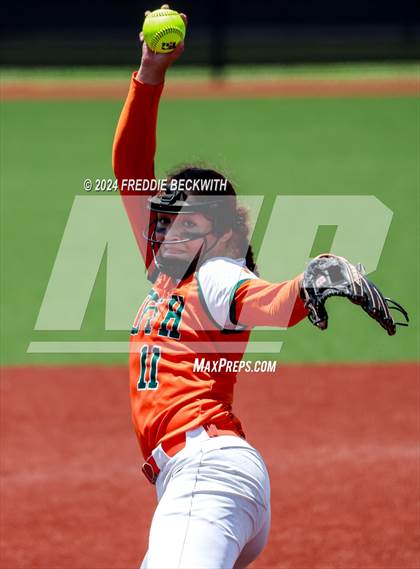 Thumbnail 3 in Aledo vs. Harlingen South (UIL 5A Softball Semifinal) photogallery.