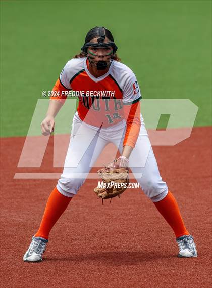 Thumbnail 2 in Aledo vs. Harlingen South (UIL 5A Softball Semifinal) photogallery.