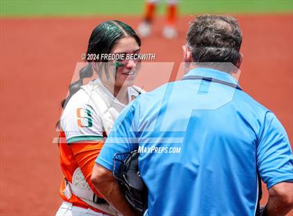 Thumbnail 2 in Aledo vs. Harlingen South (UIL 5A Softball Semifinal) photogallery.