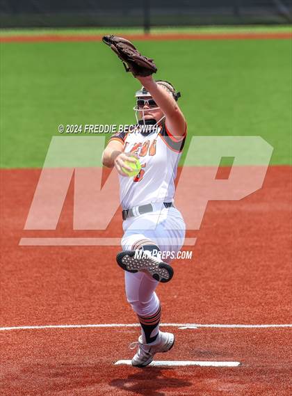 Thumbnail 3 in Aledo vs. Harlingen South (UIL 5A Softball Semifinal) photogallery.
