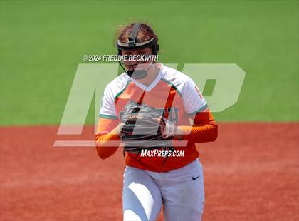 Thumbnail 2 in Aledo vs. Harlingen South (UIL 5A Softball Semifinal) photogallery.